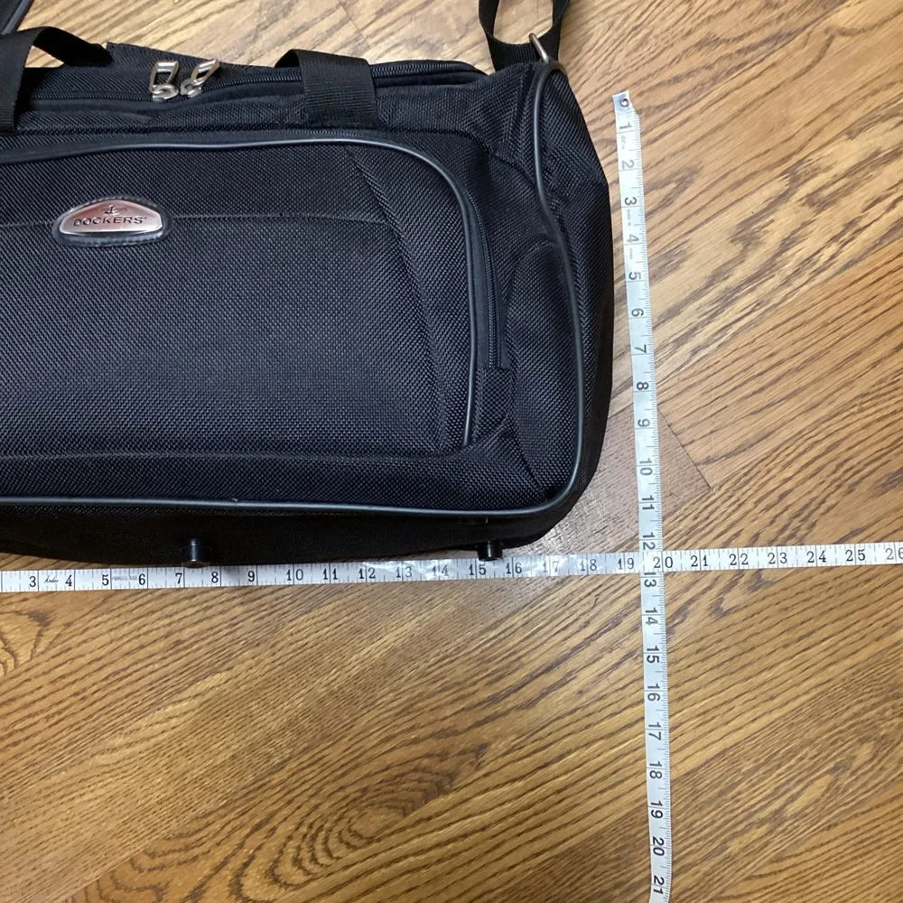 Dockers Nylon Duffle Bag Mid Size Black